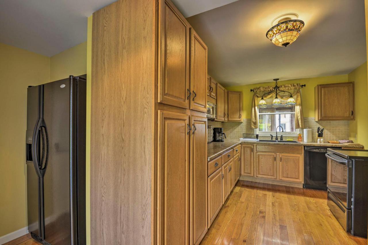 Spacious Home By Finger Lakes And Watkins Glen! Burdett Exterior photo